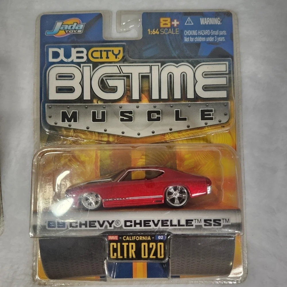 Red 69 Chevy and Yellow 70 Plymouth Die-Cast Muscle Cars Toys